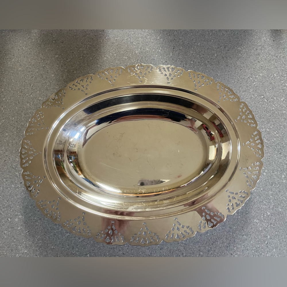 RARE Home Decorators Inc Silver Plated Oval Serving Bowl pierced scalloped
